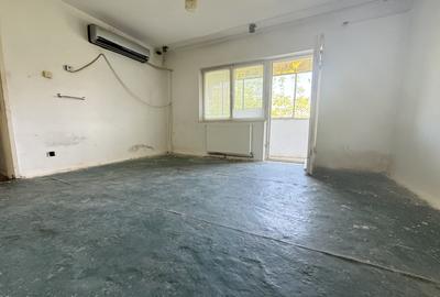 Apartament cu 2 camere semidecomandat în Aradului