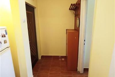 Apartament 2 cam. in Moldova Noua - 3