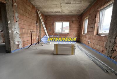 CASA NOUA I DE VANZARE I 120 MP I CETATE I SEMIFINISATA I 4 CAMERE I - 18