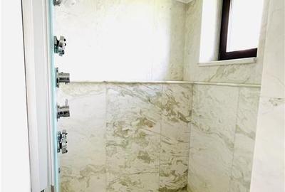 VANZARE VILA 8 CAMERE 652 mp teren zona Sisesti Sector 1 - 30