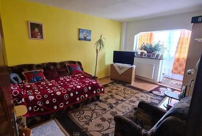 Apartament cu 2 camere decomandat, mobilat în Răcădău