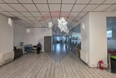 Spațiu de birouri de 1,780mp de vânzare în zona 13 Septembrie - 19