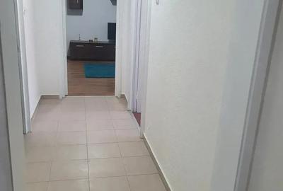 2 camere decomandat 60 mp – 1 Decembrie 1918, balcon, etaj 4/10, 2 min metrou - 7