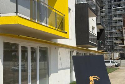 Apartament cu 2 camere decomandat în Titan