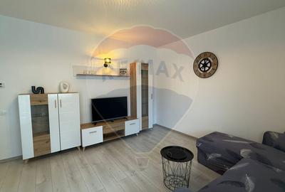 Apartament cu 3 camere, 2 bai și loc de parcare - 53