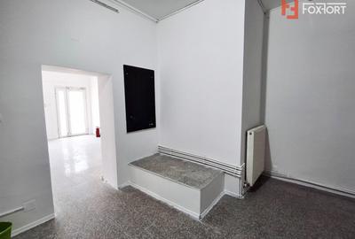 Spațiu comercial, 47 mp în Badea Cârțan