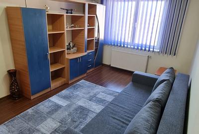 Apartament 2 Camere Aparatori Centrala Proprie Etaj 8/8 - 1