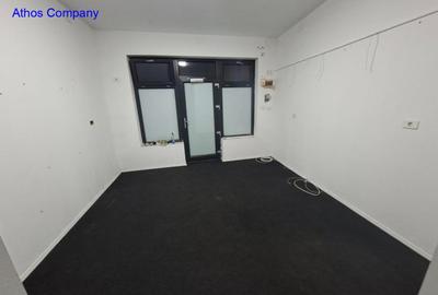 Spatiu comercial LIZEANU 35 mp 15 mp pivnita la 450 euro - 1