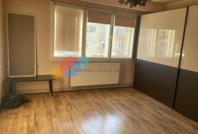 Apatament 64 Mp,  4 camere, zona Manastur - zona Minerva - 1
