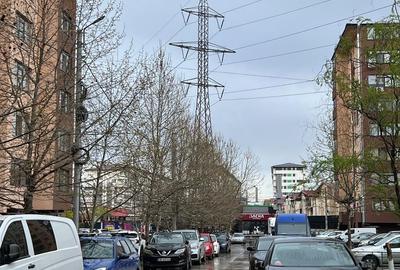 Spațiu Comercial Militari Residence Tineretului 24 - 7