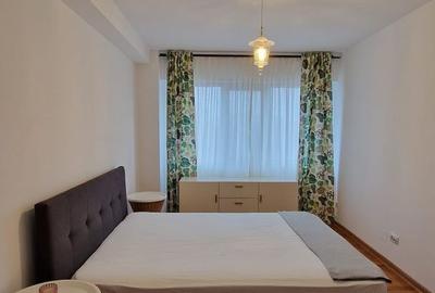 Apartament cu 3 camere semidecomandat în Otopeni