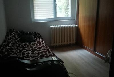 Apartament cu 4 camere decomandat în Nicolae Grigorescu