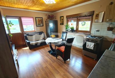 Apartament 2 camere cu balcon de vanzare -complet mobilat - COMISION 0 - 2