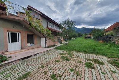Casă individula in Sacele situata pe Bulevardu Brasovului - 13