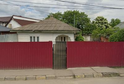 Vanzare Casa si teren Bacau, Zona Izvoare - 1