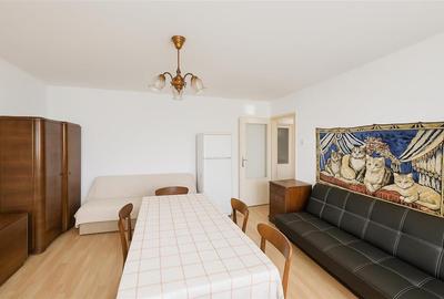 RECO Apartament cu 4 camere, decomandat, in Nufarul, la etajul 1 - 3