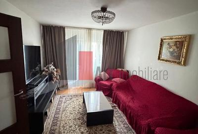 Apartament cu trei camere de vanzare-Crangasi-loc de parcare - 1