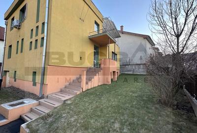 Casa individuala 210 mp, teren 400mp, 6 parcari, birou/comercial - 1