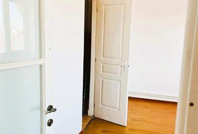 Apartament 2 camere, etaj intermediar. Zona Centrul Civic Afi - 3