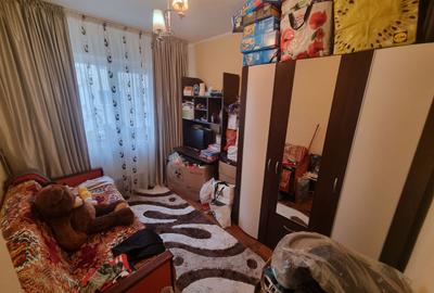 Poarta 6 liceul Blaga- apartament 4 camere decomandat cu gaze - 11