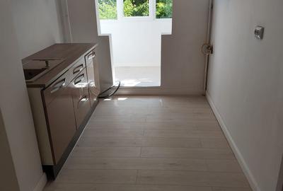 Apartament 3 Camere renovat in bloc 1978 Chilia Veche, Drumul Taberei - 6