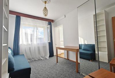 Apartament cu 3 camere decomandat în Zorilor