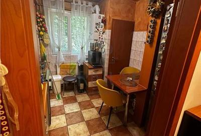 CIRCUMVALATIUNII - ETAJ 1 - BLOC IZOLAT - 4 CAMERE - 2 BAI - DEBARA - CENTRALA - - 15