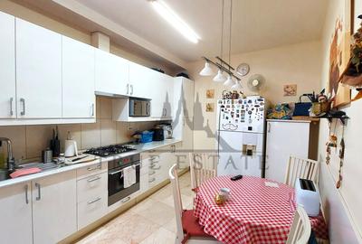 Apartament în vilă consolidată, cu scară interioară în zona Armenească - 1