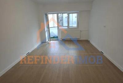 Garsoniera renovata  Aparatorii Patriei - Metrou etaj 1 bloc din 1986 - 6