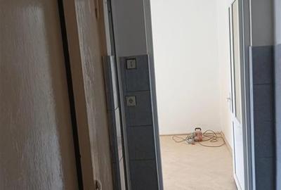 Apartament cu 3 camere decomandat în Alexandru cel Bun
