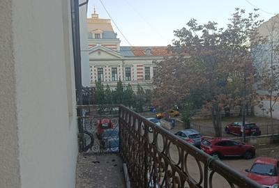 VILĂ DE VÂNZARE – ZONA UNIVERSITATE / CENTRU VECHI / KM 0 - 7