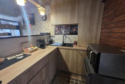Inchiriez spatiu comercial cu terasa zona Florilor - 8