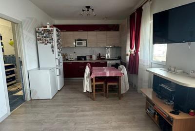 Apartament 3 camere Dristor | 10 min metrou | Mansardă înaltă | 67 mp utili | - 2