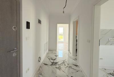 Apartament cu 2 camere decomandat în Giroc