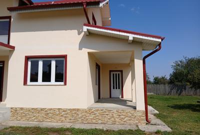 Casa noua "la gri" in Siscani - Adjud - 3