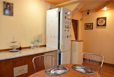 Apartament 3 camere cf 1 decomandat zona 1 Decembrie 1918 - 15