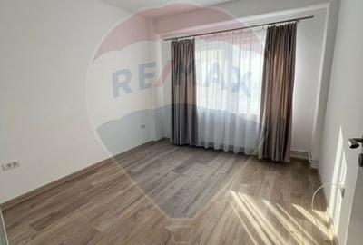 Apartament cu 4 camere de închiriat în zona Polivalenta - 7