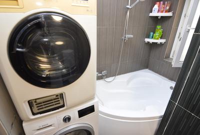 VANZARE APARTAMENT 3 CAMERE B.DUL LIBERTATII - PARLAMENT – IZVOR- COMISION 0 % - 30