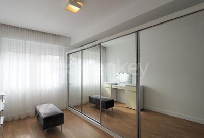 Apartament spatios cu 5 camere | 2 locuri de parcare - 25