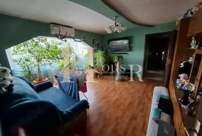 Apartament cu 2 camere semidecomandat, mobilat în Soarelui