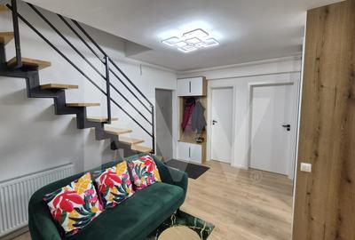 Apartament cu 4 camere decomandat, mobilat în Cisnădie