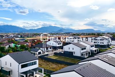 DUPLEX / INTABULAT / CURTE PRIVATĂ / SÂNPETRU - 12