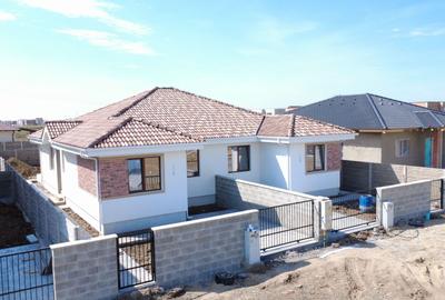 1/2 Duplex langa Serena zona pavata - 1