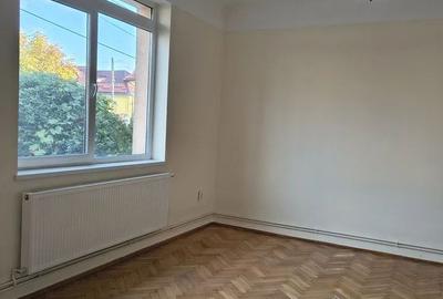 De vânzare casă cu teren 770 mp, în Dâmbul Rotund - 5