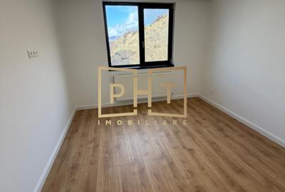 Apartament de vanzare, 3 camere, 66 mp, zona Stejarului! - 2
