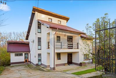 Casă/Vilă de Vânzare cu 5 camere,  Teren 757mp - Iasi - Hlincea - 1