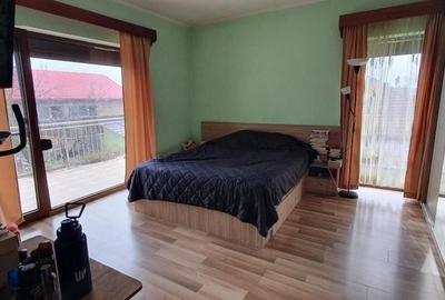 Casa spațioasă  P+1E,526 mp teren-strada liniștită. - 4