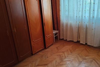 Vand apartament 3 Camere, Decomandate, Baie cu geam, 64m2 , Mazepa - 15