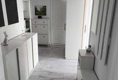 Pța Victoriei Închiriez ap 3 cam recent renovat mobilat utilat complet2 balcoane - 2