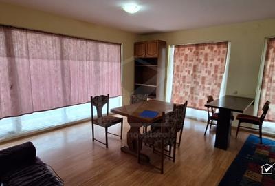 Apartament cu 2 camere semidecomandat, mobilat în Florești